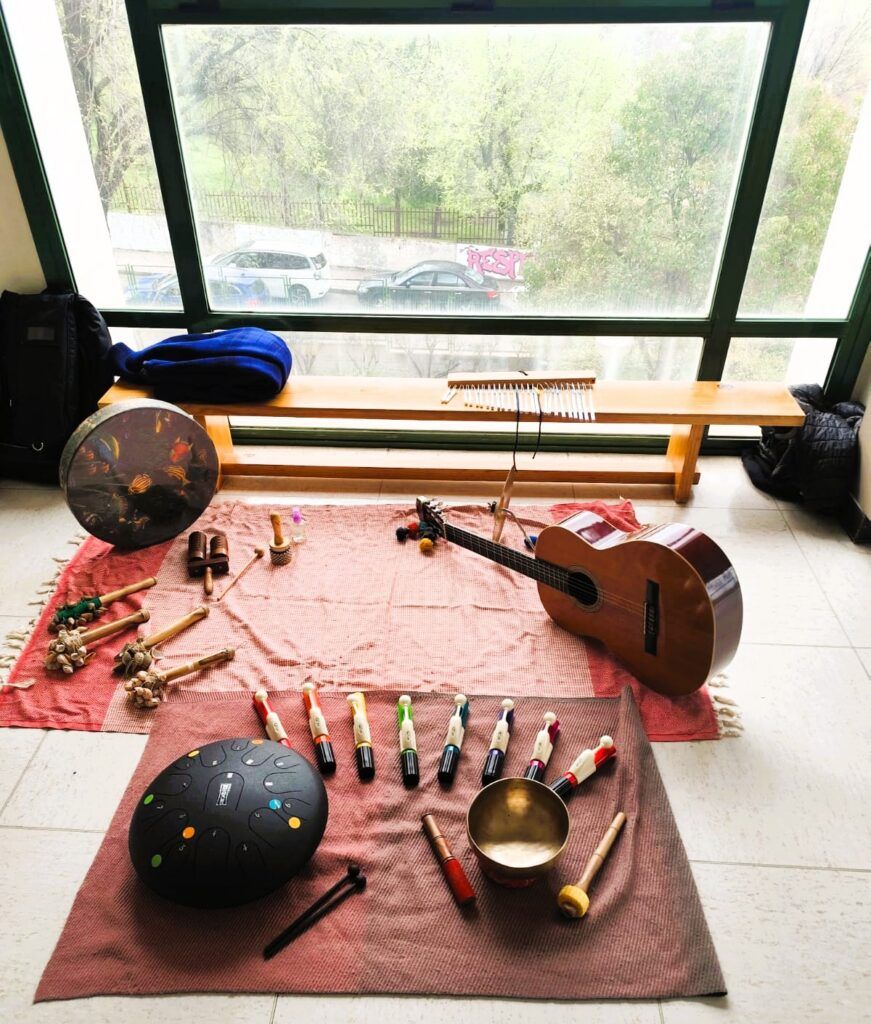 Reiki en accion en el centro de mayores Zofio